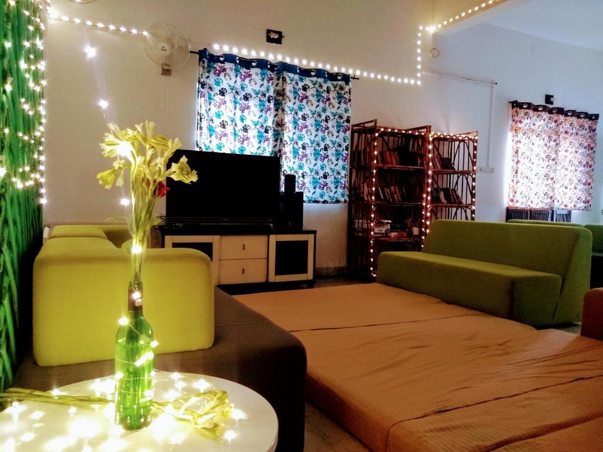 Hostel Lifespace- Twin Bungalow With Pods, Bunks, Private Rooms, Cowork & Cafe Pune Exterior foto