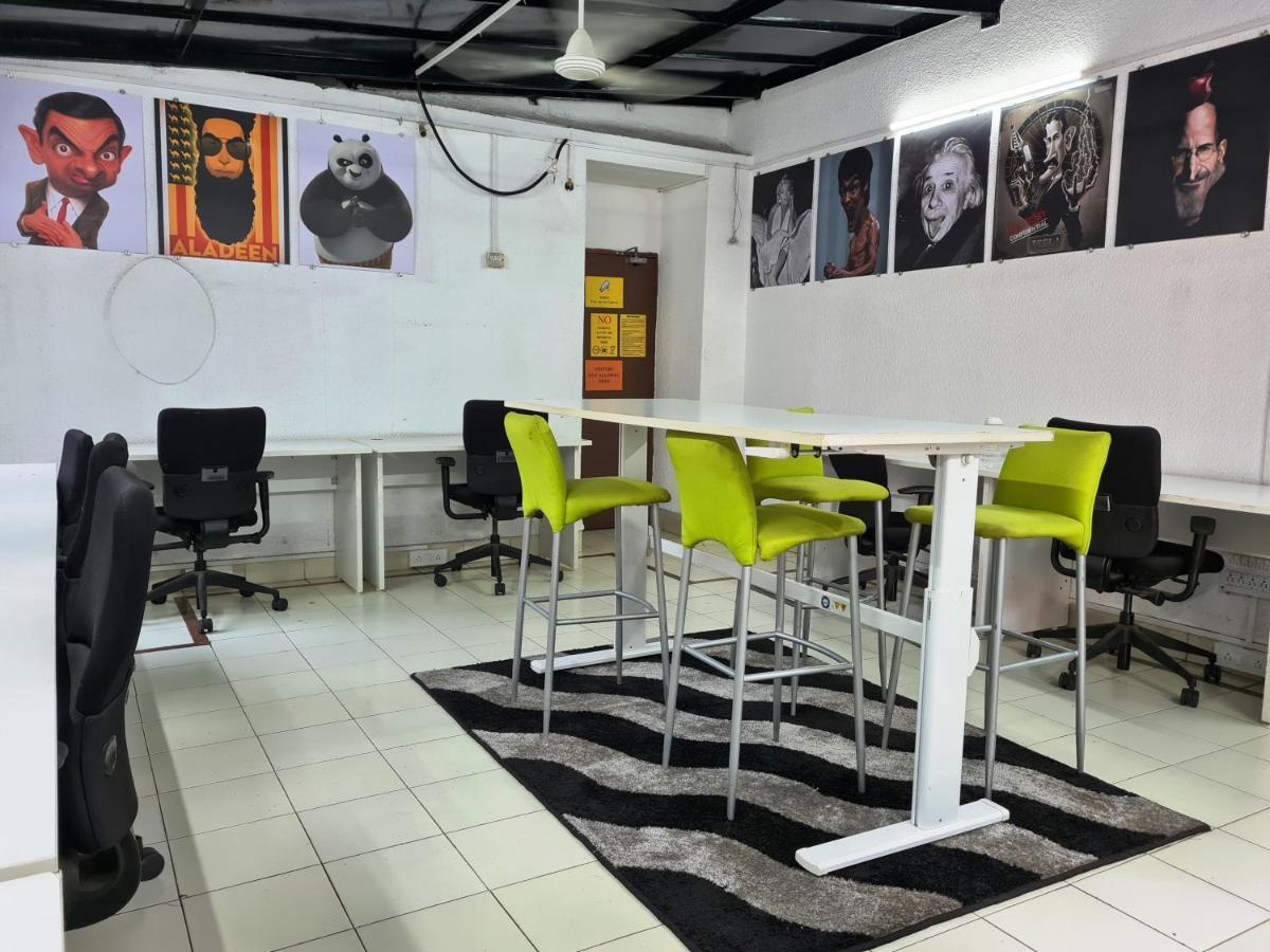 Hostel Lifespace- Twin Bungalow With Pods, Bunks, Private Rooms, Cowork & Cafe Pune Exterior foto