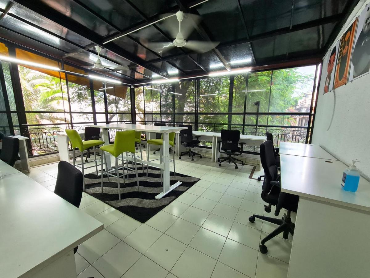 Hostel Lifespace- Twin Bungalow With Pods, Bunks, Private Rooms, Cowork & Cafe Pune Exterior foto