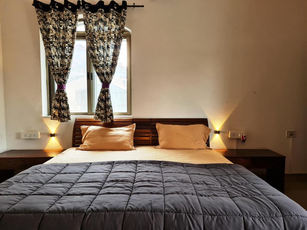 Hostel Lifespace- Twin Bungalow With Pods, Bunks, Private Rooms, Cowork & Cafe Pune Exterior foto