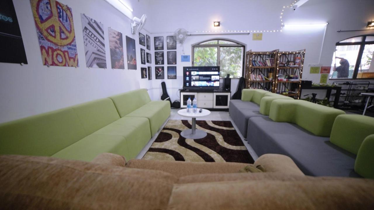 Hostel Lifespace- Twin Bungalow With Pods, Bunks, Private Rooms, Cowork & Cafe Pune Exterior foto