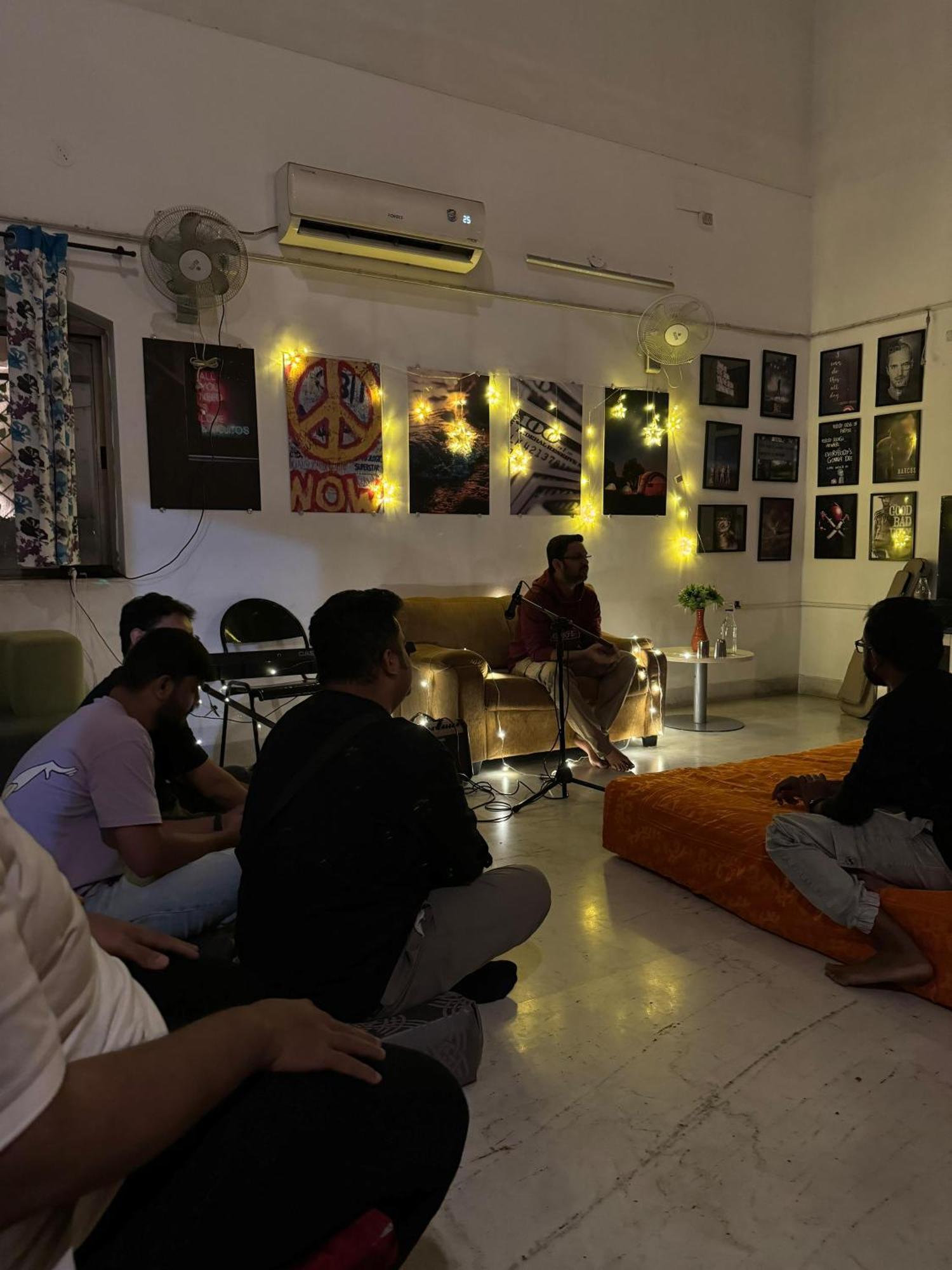 Hostel Lifespace- Twin Bungalow With Pods, Bunks, Private Rooms, Cowork & Cafe Pune Exterior foto